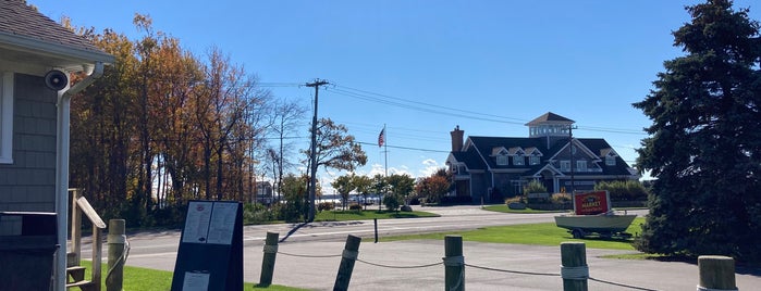 Southold Fish Market is one of North Fork.