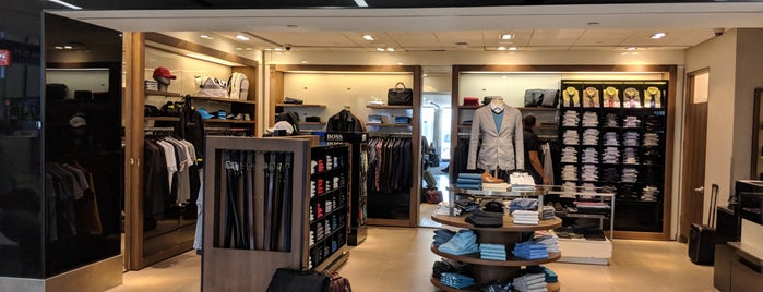 Hugo Boss is one of Jayzen'in Beğendiği Mekanlar.