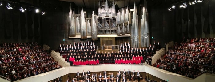 Gewandhaus zu Leipzig is one of Michael's Saved Places.