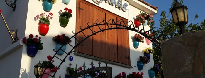 La'dude Art Cafe is one of Seferihisar.