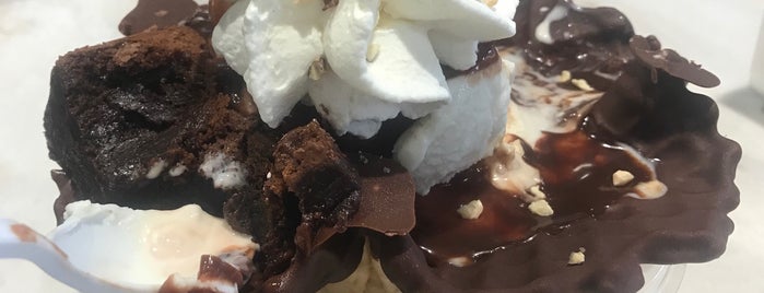 Ghirardelli Ice Cream & Chocolate Shop is one of Lugares favoritos de Super.