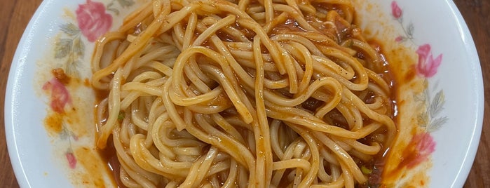 南陽香辣麵 is one of 美食 - 宜蘭.