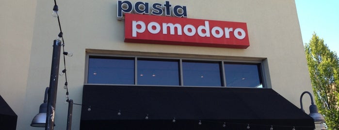 Pasta Pomodoro is one of Tempat yang Disukai Andrew.