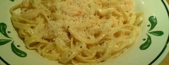 Olive Garden is one of The 11 Best Places for Bianco in Jacksonville.