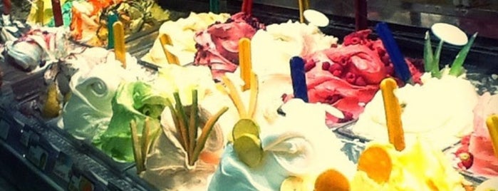 Hakiki Roma Dondurmacısı is one of Dondurmaccı 🍦.