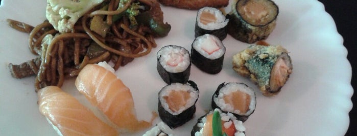Kazoku Sushi Lounge is one of Restaurantes e Churrascarias.