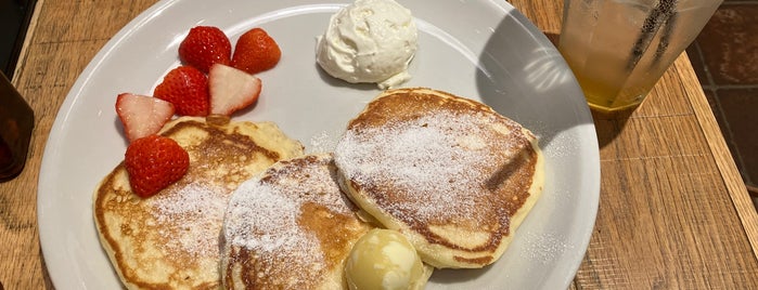J.S. PANCAKE CAFE is one of norikof’s Liked Places.