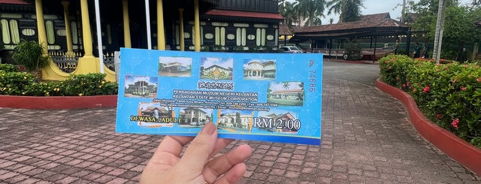 Istana Jahar is one of @Kota Bharu,Kelantan #4.