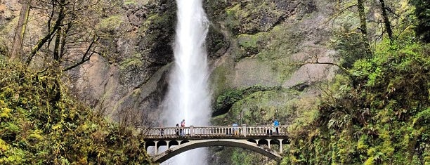 Multnomah Falls is one of Portland Trip.