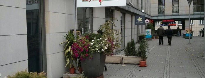 Czyli Chilli is one of Warszawa.