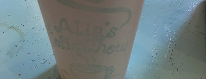 Alia's Coffee House is one of Writing spots.