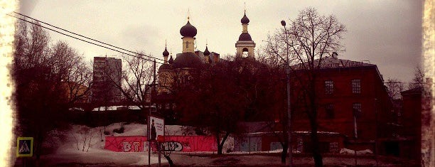 Храм Покрова Пресвятой Богородицы на Лыщиковой Горе is one of Святые места / Holy places.