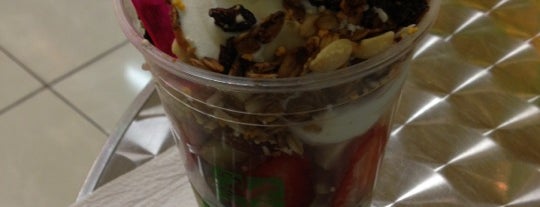 Frutal Yogurt is one of Foodie : понравившиеся места.