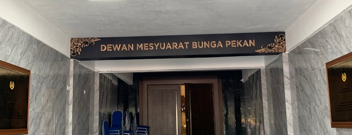 Dewan Majlis Daerah Pekan is one of @Pekan, Pahang.