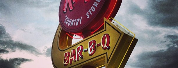 Rudy's Country Store & Bar-B-Q is one of Kimmie's Saved Places.