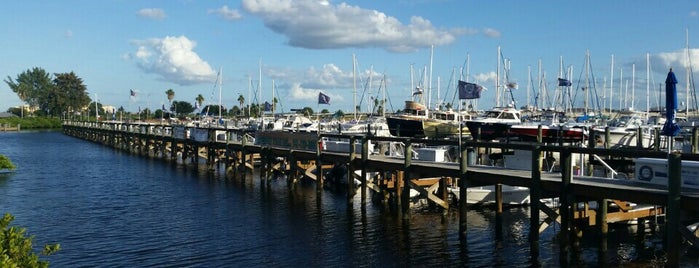 Freedom Boat Club is one of Lugares favoritos de Bev.