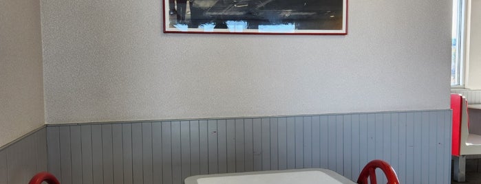 Original Tommy's Hamburgers is one of Interstate 15.
