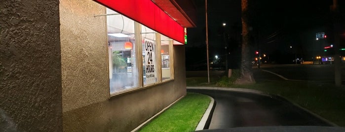 Carl's Jr. is one of Lisa’s Liked Places.