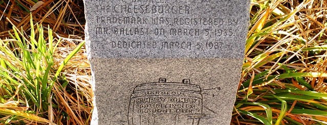 Birthplace Of The Cheeseburger is one of Denver Cheesecation.