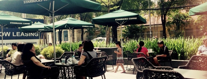 Starbucks Coffee President Place is one of Lugares favoritos de Kiet.