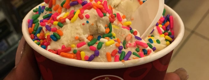 Cold Stone Creamery is one of Best Food.
