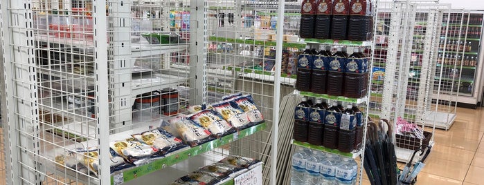 Lawson Store 100 is one of キッカソンお役立ちスポット.