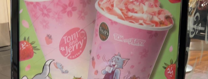 Tully's Coffee is one of Lugares favoritos de MK.