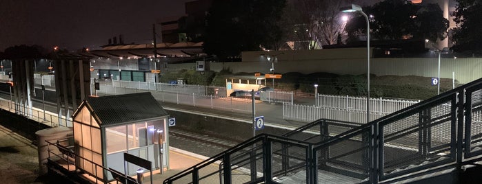 Rosehill Station is one of Sydney Trains (K to T).