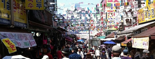 Mercado Namdaemun is one of Seoul Got Soul: To Do List.