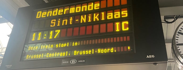 Brussels City Shuttle : Brussels-Midi - Charleroi Airport (CRL) is one of bruxelles.