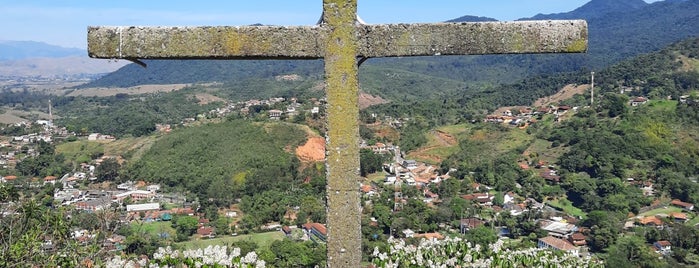 Pico do Penedinho is one of Penedo.