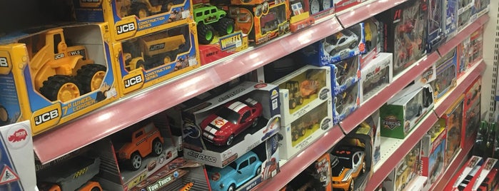 Toy Store Oyuncak ve Bebe Dünyası is one of สถานที่ที่ Özden ถูกใจ.