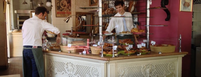 Le Boulanger des Invalides - Jocteur is one of Restaurants à Paris.
