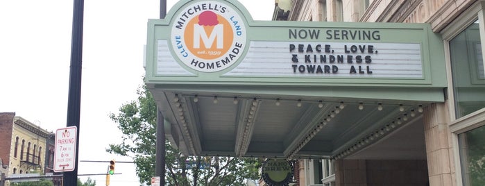 Mitchell's Ice Cream Kitchen & Shop is one of Cleveland.
