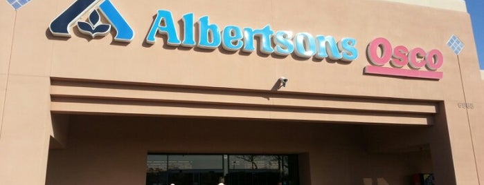 Albertsons is one of Tempat yang Disimpan Jennifer.