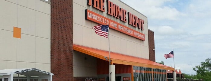 The Home Depot is one of Orte, die John gefallen.