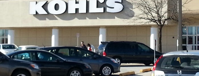 Kohl's is one of Lieux qui ont plu à Erica.