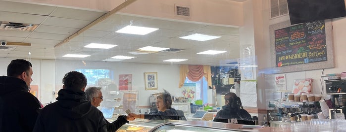 Homestyle Desserts Bakery is one of westchester.