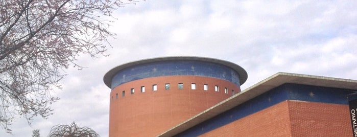 Planetario de Pamplona is one of Navarra.