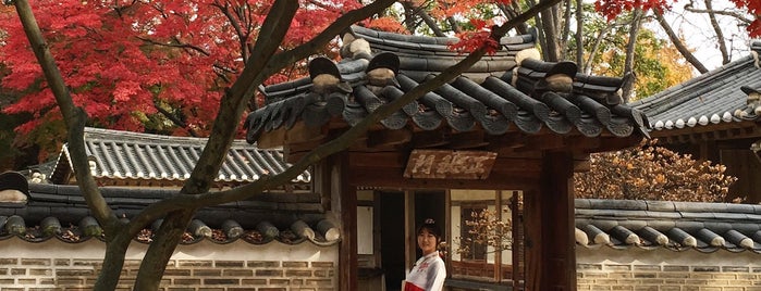 Huwon, Secret Garden is one of Travel Guide to Seoul.