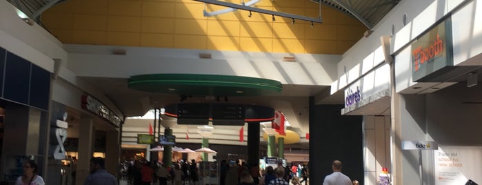 Devonshire Mall is one of Paul's Malls.