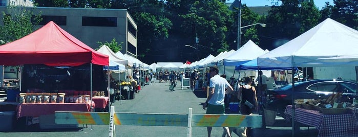 Bronxville Farmers' Market is one of Frequent places.