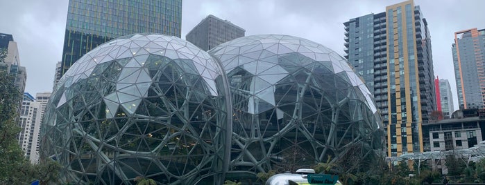 Amazon - The Spheres is one of Tempat yang Disukai Cusp25.