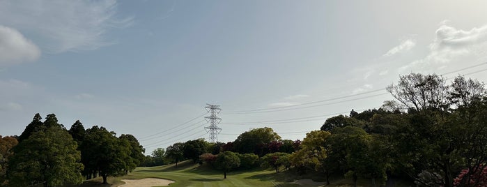 ゴルフ倶楽部 成田ハイツリー is one of ゴルフ場(千葉).