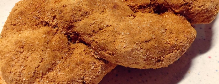 天然酵母焼きたてパン 麦の香り is one of パン.