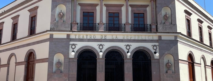 Teatro de la Republica is one of 365 places for 2014.