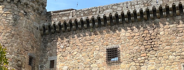 Castillo De Mombeltrán is one of Gredos.