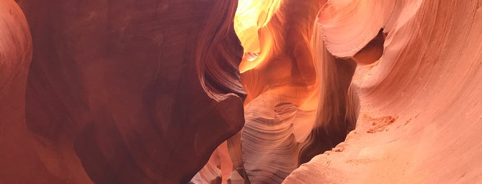 Lower Antelope Canyon is one of Lieux qui ont plu à Arjun.