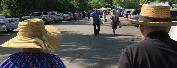 Haywood's Historic Farmers Market is one of Atlanta And NC.