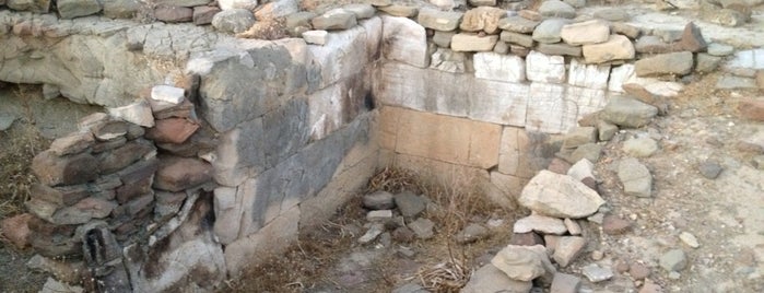 Archaeological Site of Myrtos-Pyrgos is one of Around Ierapetra.